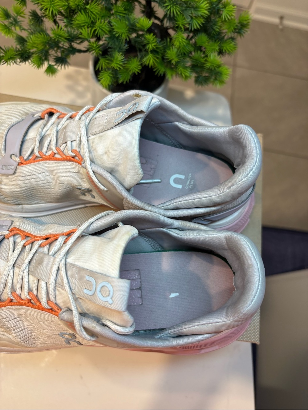 On Cloud CloudNova pink grey women’s size 9 running shoes - Picture 7 of 8